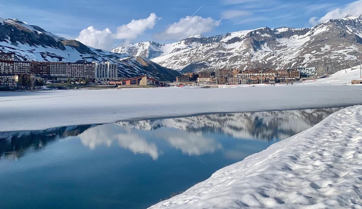 Winter 2025/26 Season Wrap-Up: Current Resort Status and Late-Spring Opportunities